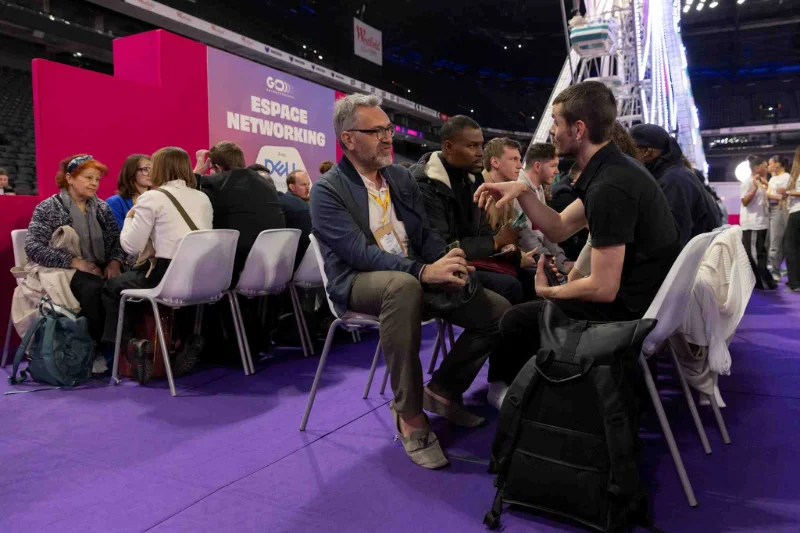 Le Flash business meeting